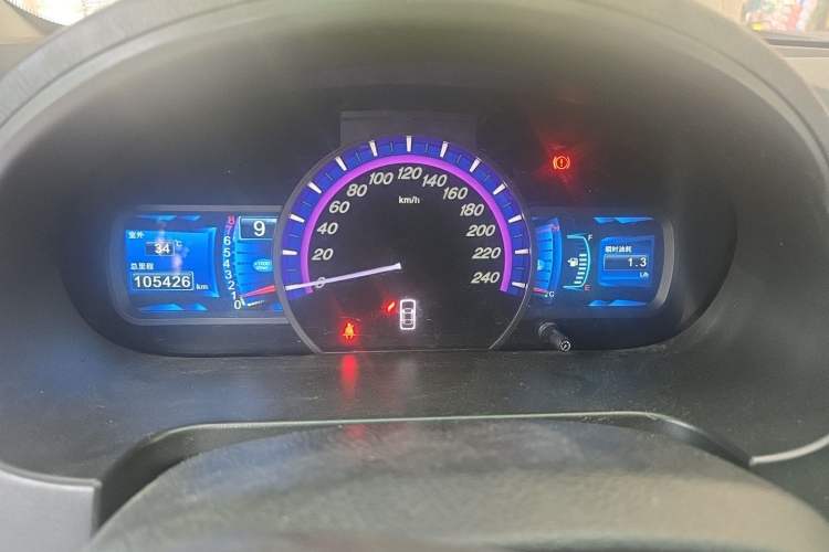 Used BYD S6 2014 2.0L Manual Luxury 5-Seater Instrument Cluster