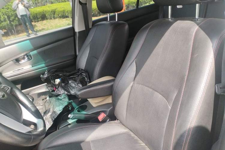 Used BYD S6 2014 2.0L Manual Luxury 5-Seater Left Front Seat
