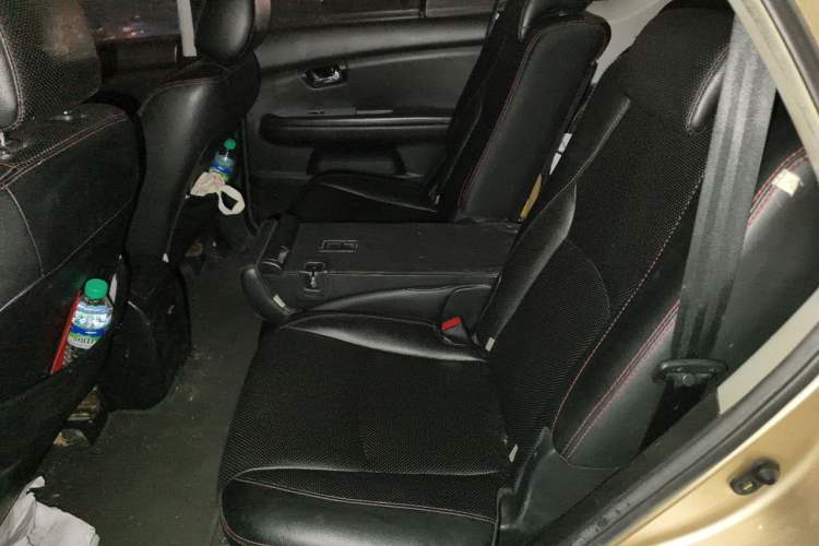 Used BYD S6 2014 2.4L Automatic Prestige 5-Seater Left Rear Seat