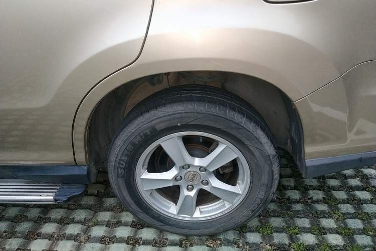 Used BYD S6 2014 1.5TI Manual Luxury 5-Seater Left Rear Wheel Hub