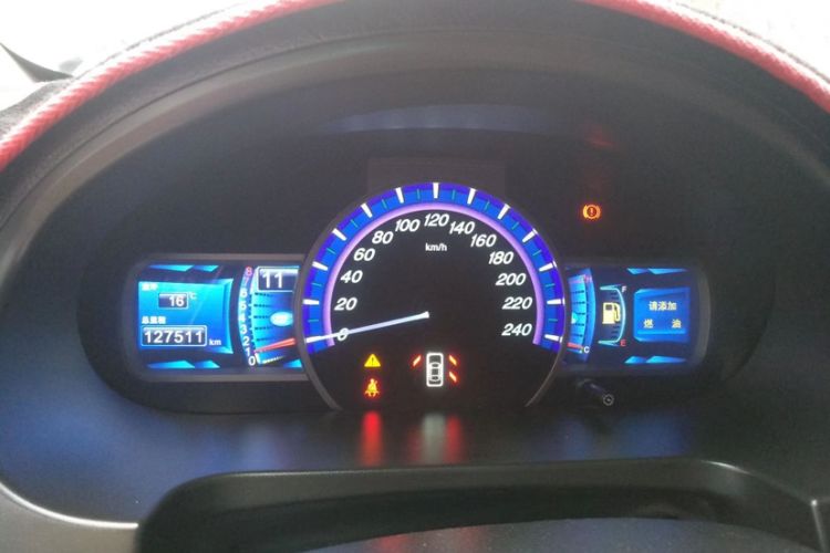 Used BYD S6 2014 2.0L Manual Luxury 5-Seater Odometer Close Up