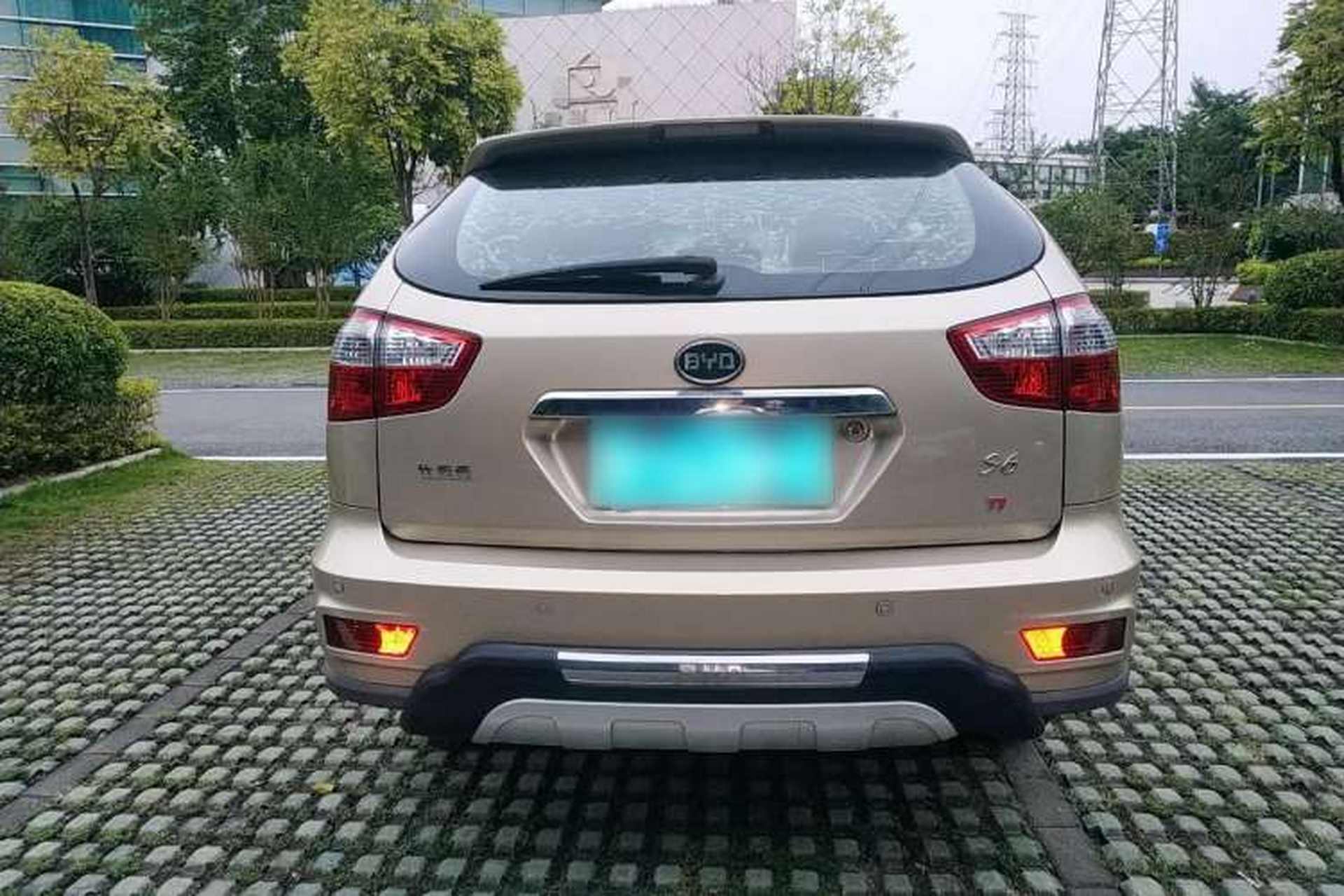 Used BYD S6 2014 1.5TI Manual Luxury 5-Seater Rear