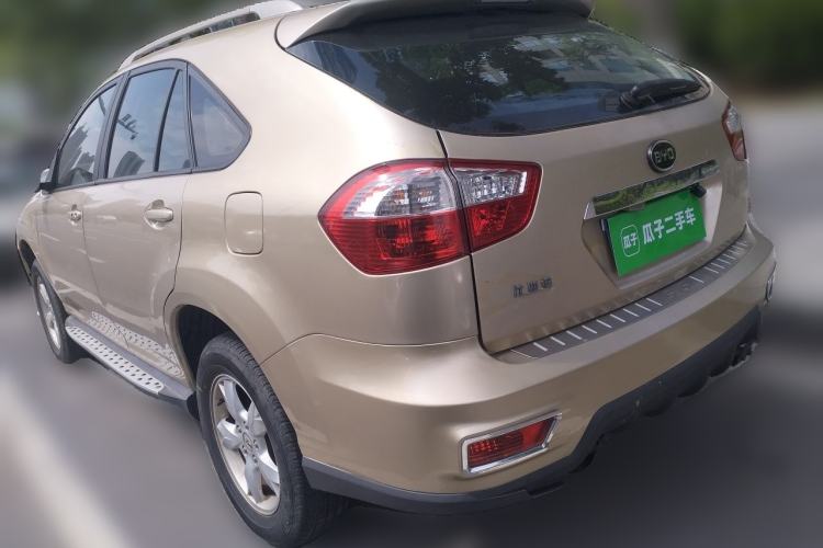 Used BYD S6 2014 2.0L Manual Luxury 5-Seater Rear Left 45 Deg