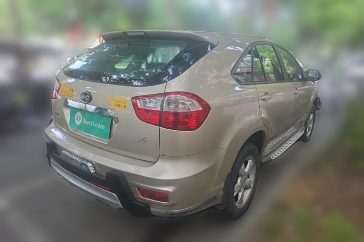 Used BYD S6 2014 2.0L Manual Luxury 5-Seater Rear Right 45 Deg
