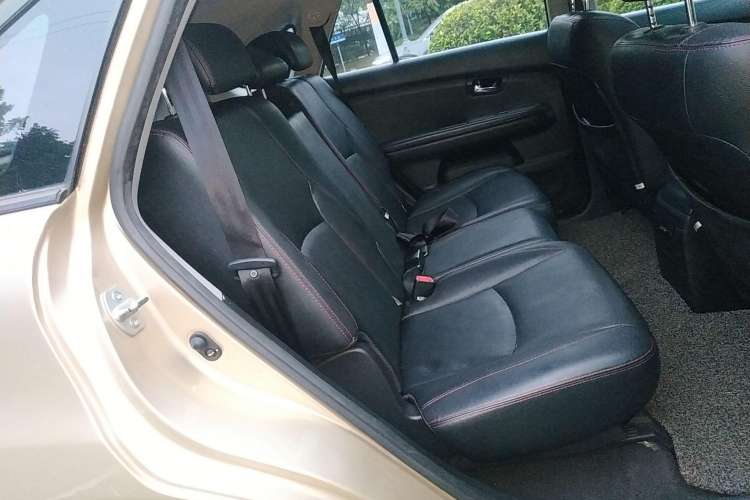 Used BYD S6 2014 1.5TI Manual Luxury 5-Seater Right Rear Seat