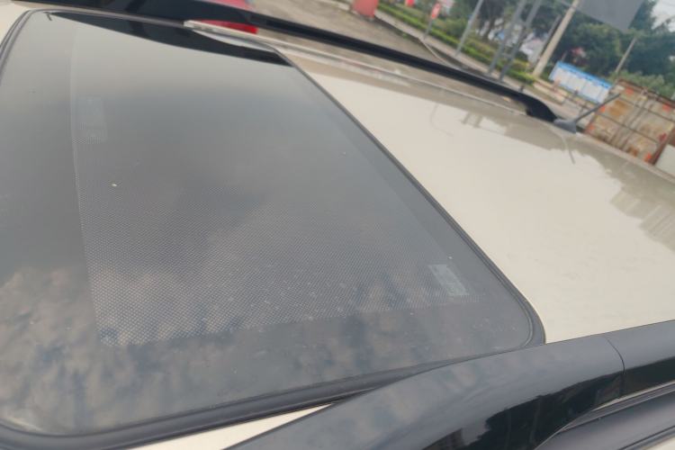 Used BYD S6 2014 2.4L Automatic Prestige 7-Seater Roof