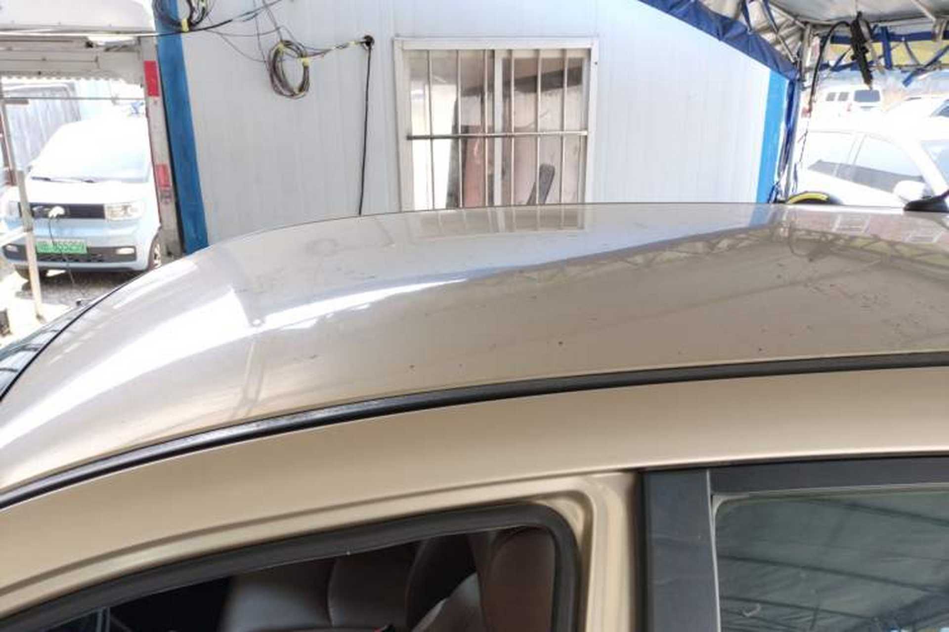 Used BYD S6 2014 2.0L Manual Luxury 5-Seater Roof