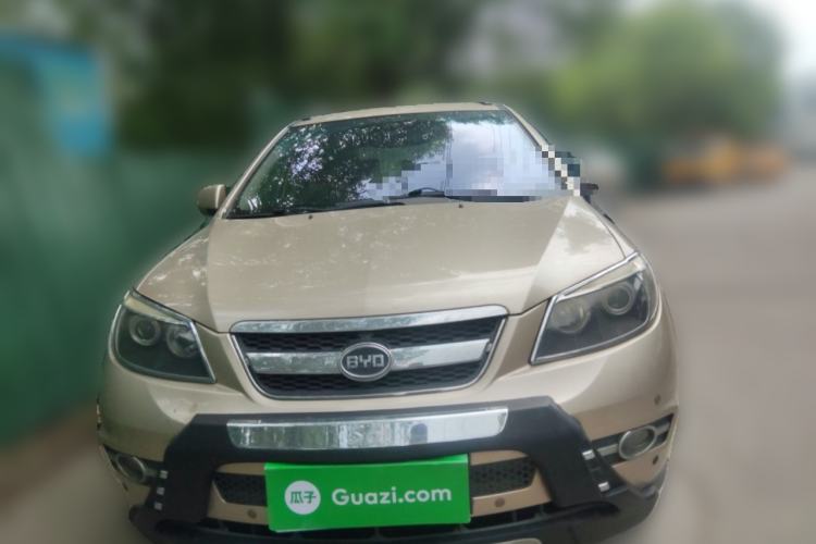Used BYD S6 2014 1.5TI Manual Luxury 5-Seater Front