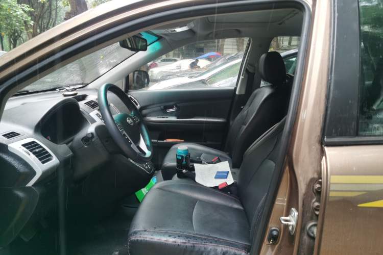 Used BYD S6 2014 2.4L Automatic Prestige 5-Seater Left Front Seat