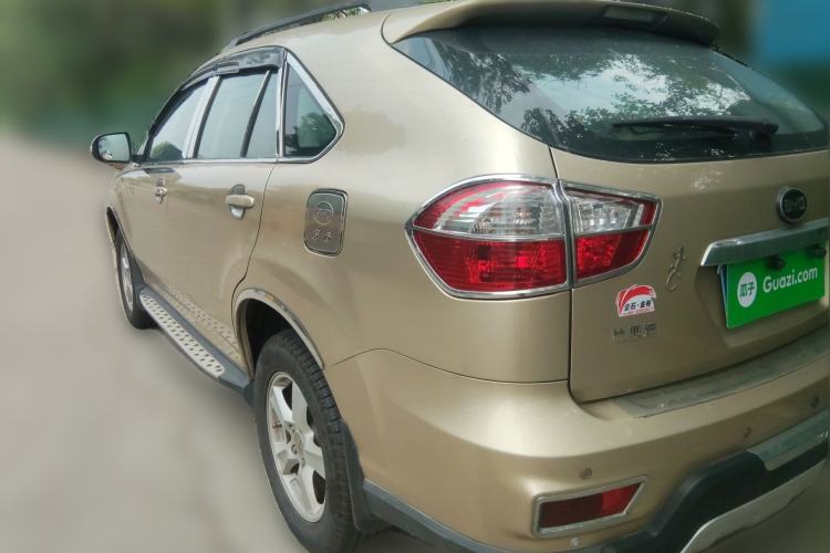 Used BYD S6 2014 1.5TI Manual Luxury 5-Seater Rear Left 45 Deg