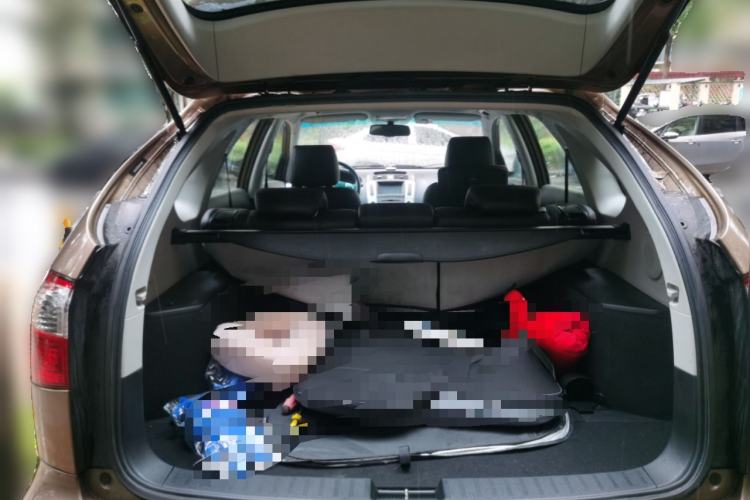 Used BYD S6 2014 2.4L Automatic Prestige 5-Seater Trunk