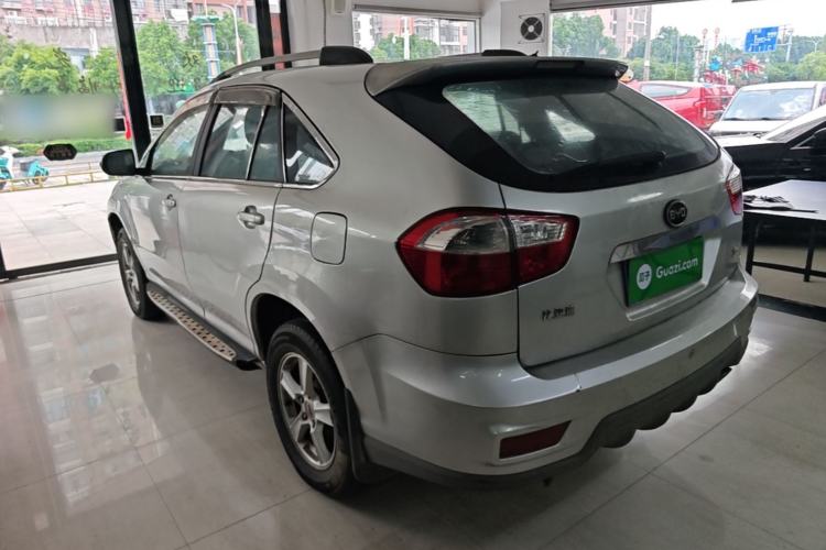 Used BYD S6 2014 2.0L Manual Elite Version 5 Seats Rear Left 45 Deg