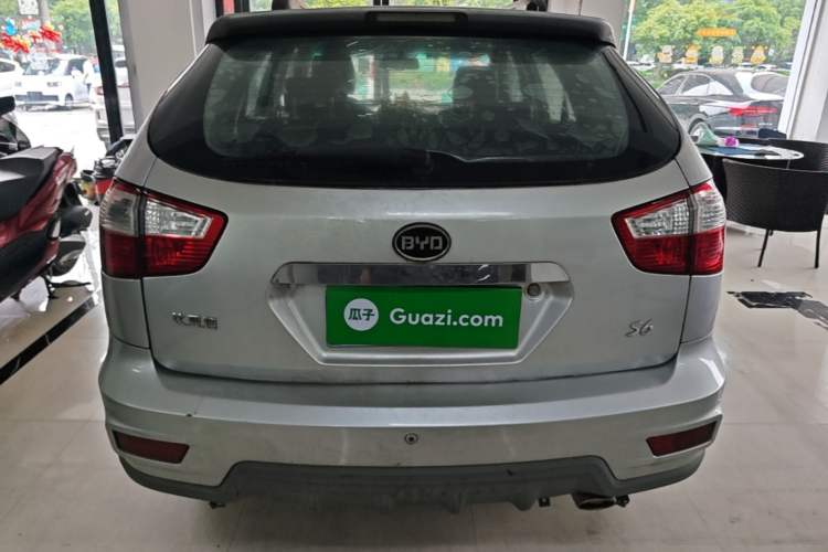 Used BYD S6 2014 2.0L Manual Elite Version 5 Seats Rear
