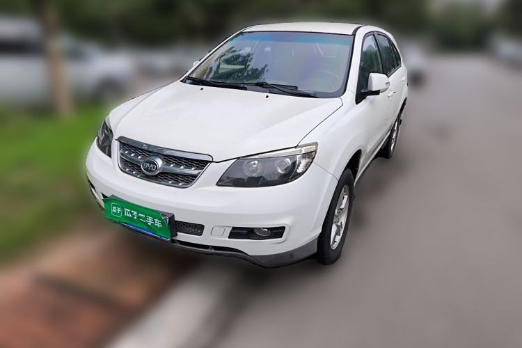 Used BYD S6 2014 2.0L Manual Luxury 5-Seater Guazi used car, China used car export, Used car for sale, Used cars, Cheapest cars for sale