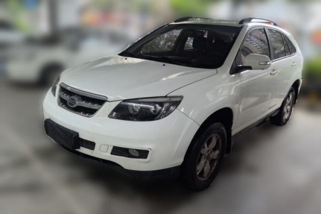 Used BYD S6 2014 2.0L Manual Luxury 5-Seater