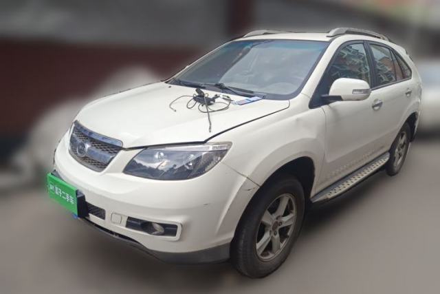 BYD S6 2014 1.5TI Manual Luxury 5-Seater usado