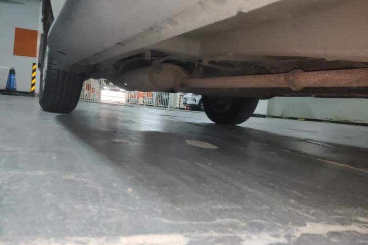 Used BYD S6 2014 1.5TI Manual Luxury 5-Seater Chassis Front Right
