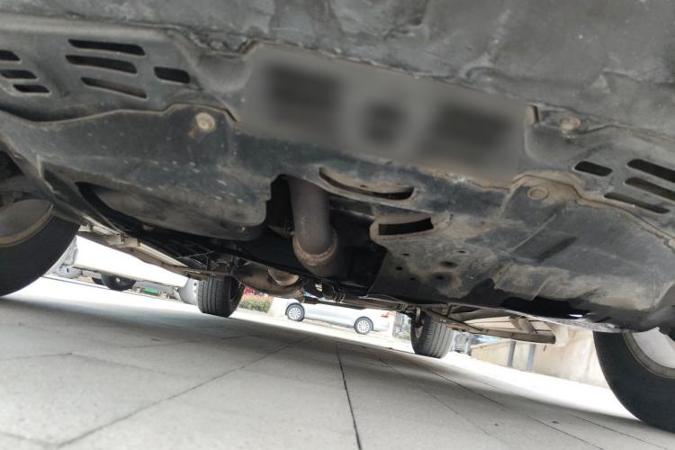 Used BYD S6 2014 2.4L Automatic Prestige 5-Seater Chassis Front