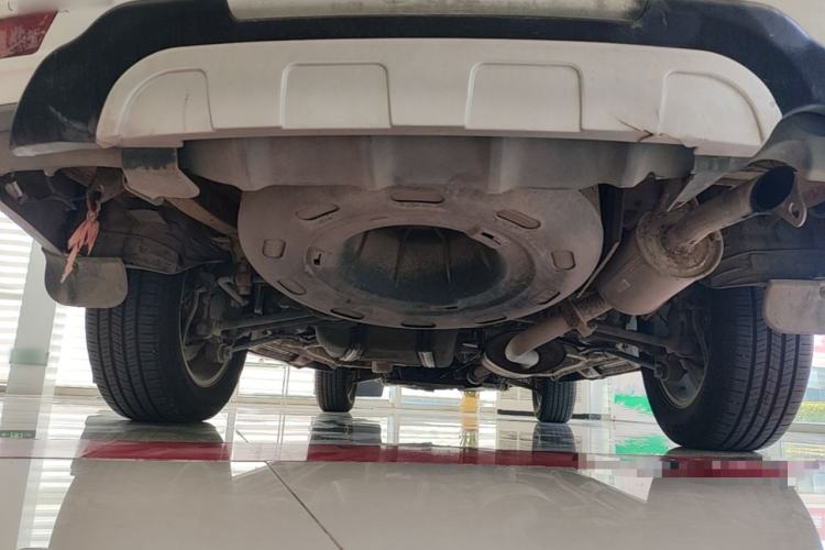 Used BYD S6 2014 2.0L Manual Luxury 5-Seater Chassis Rear