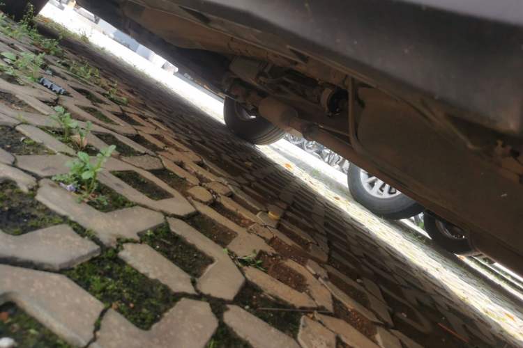 Used BYD S6 2014 2.0L Manual Luxury 5-Seater Chassis Rear Left