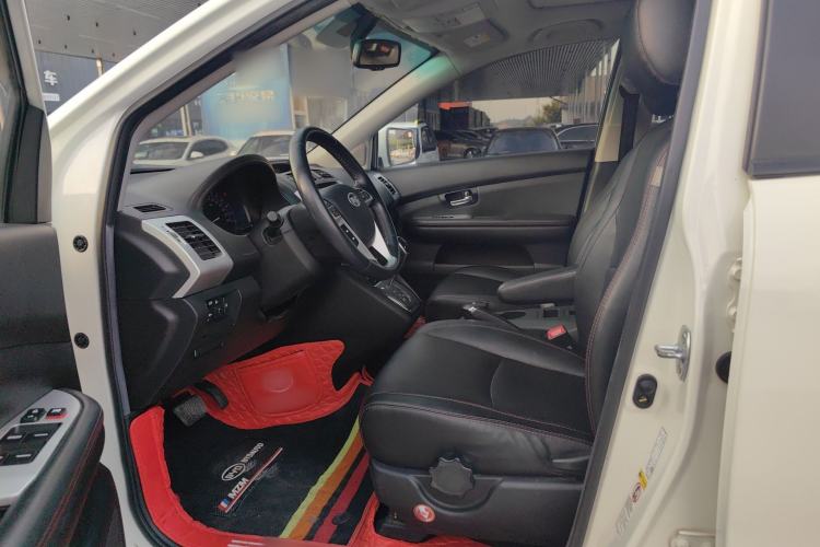 Used BYD S6 2014 2.4L Automatic Prestige 5-Seater Driver Seat