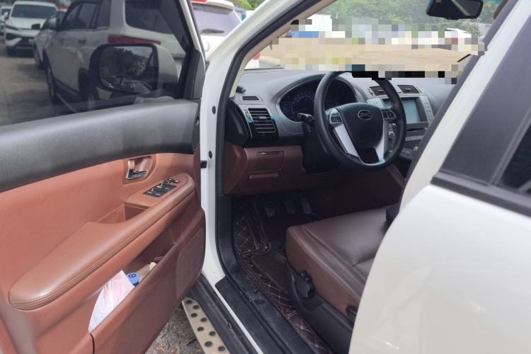 Used BYD S6 2014 2.0L Manual Luxury 5-Seater Driver Seat