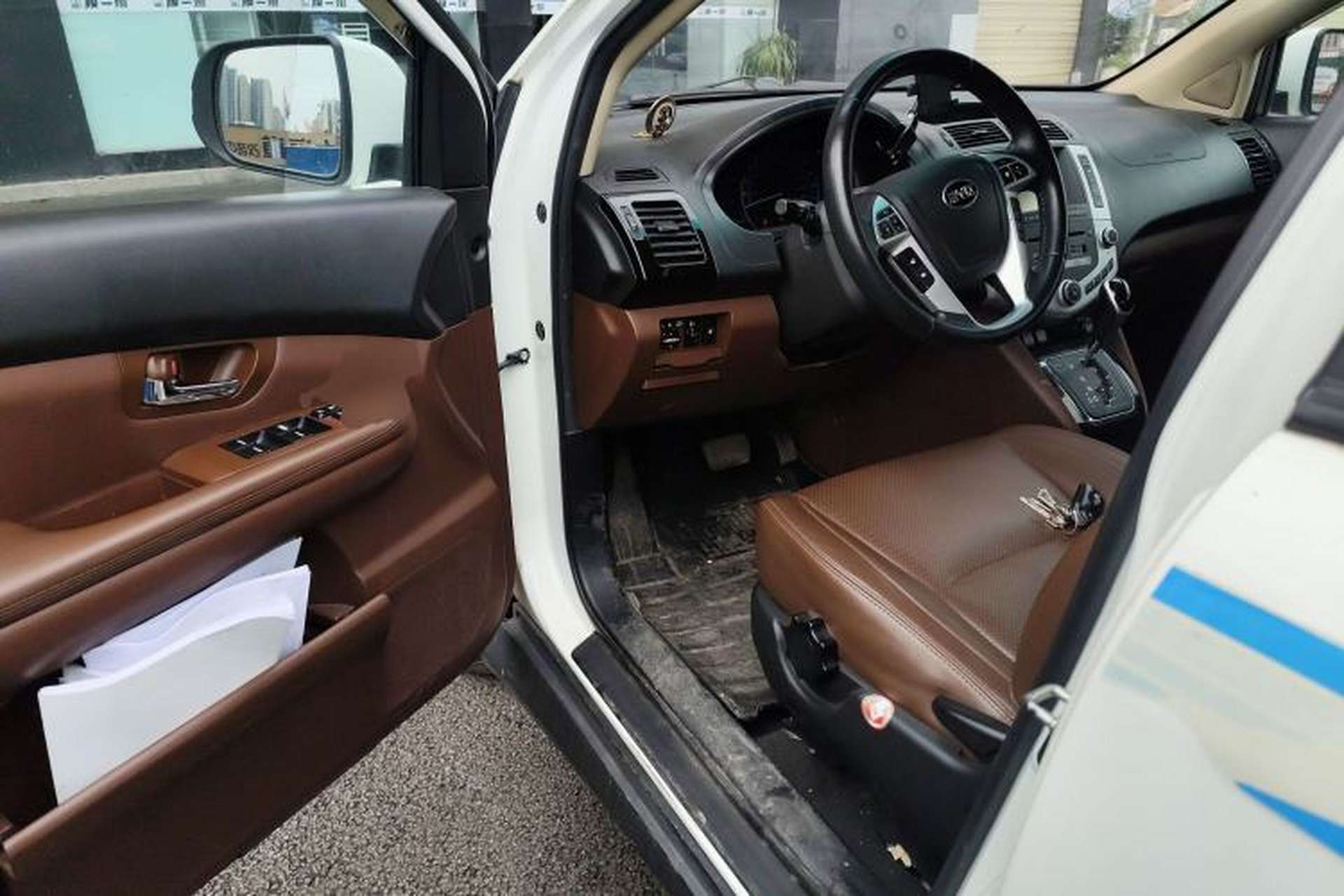 Used BYD S6 2014 2.4L Automatic Prestige 5-Seater Driver Seat