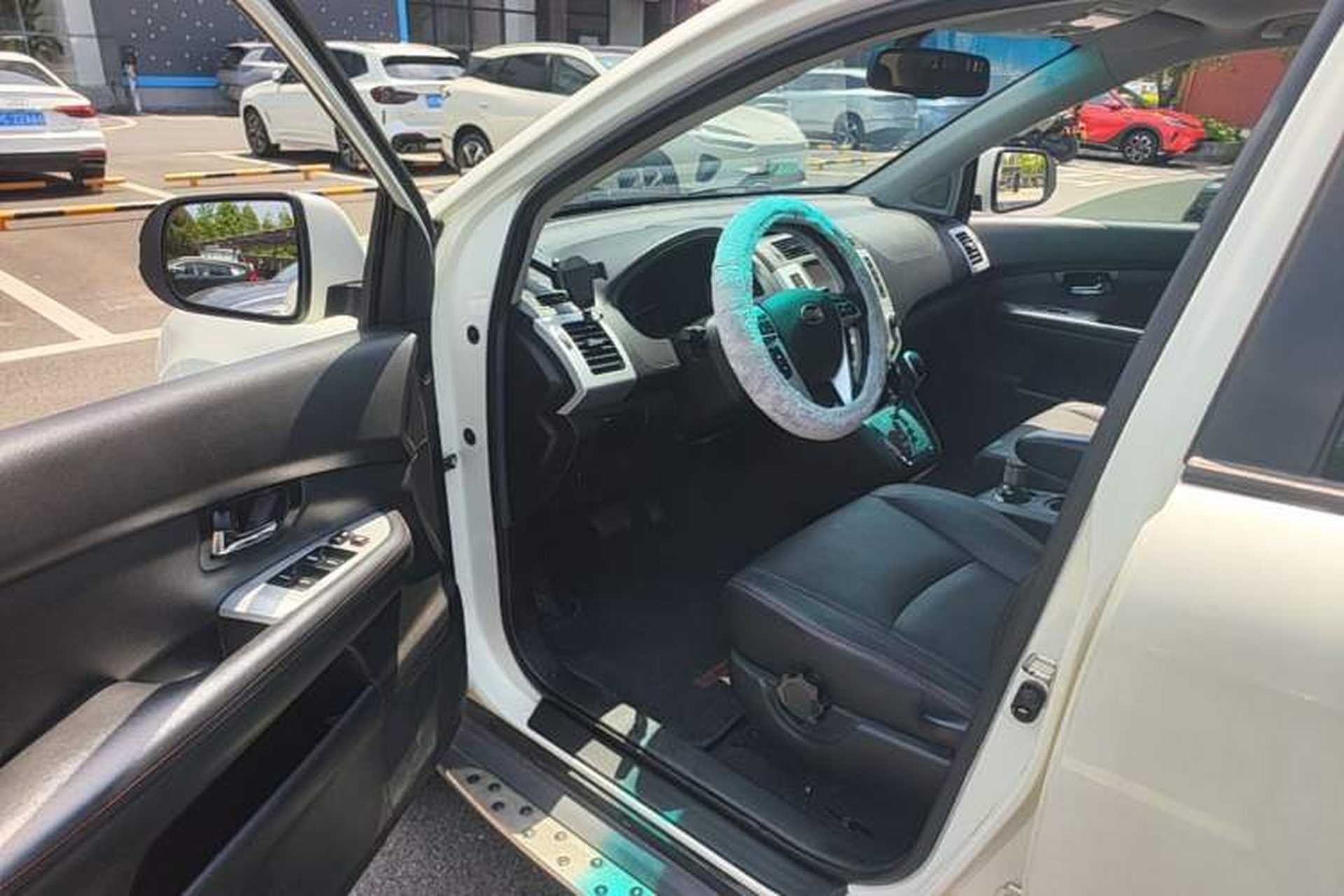 Used BYD S6 2014 2.4L Automatic Prestige 5-Seater Driver Seat