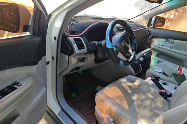 Used BYD S6 2014 1.5TI Manual Luxury 5-Seater Driver Seat