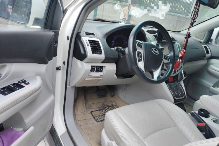 Used BYD S6 2014 2.4L Automatic Prestige 5-Seater Driver Seat