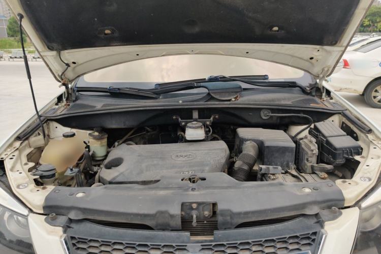 Used BYD S6 2014 1.5TI Manual Luxury 5-Seater Engine Bay