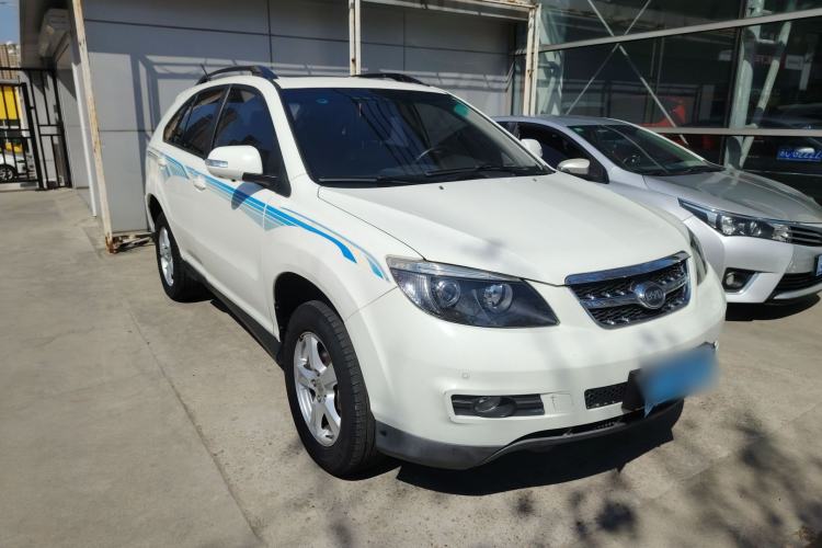 Used BYD S6 2014 2.4L Automatic Prestige 5-Seater Exterior 1