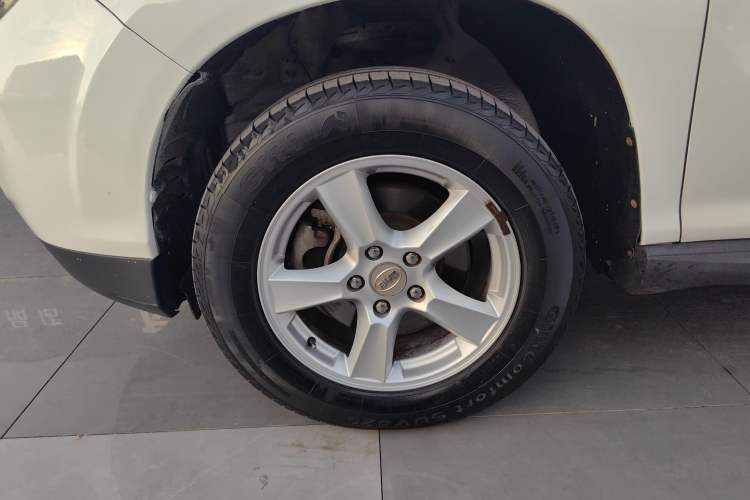 Used BYD S6 2014 2.4L Automatic Prestige 5-Seater Exterior 5