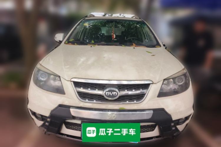 Used BYD S6 2014 2.0L Manual Luxury 5-Seater Front