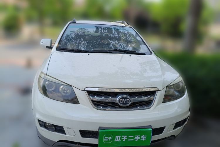 Used BYD S6 2014 2.0L Manual Luxury 5-Seater Front