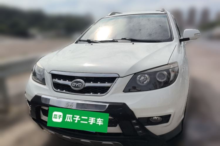 Used BYD S6 2014 2.0L Manual Luxury 5-Seater Front