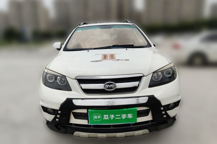 Used BYD S6 2014 1.5TI Manual Luxury 5-Seater Front