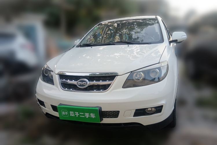 Used BYD S6 2014 2.4L Automatic Luxury Version 5 Seats Front