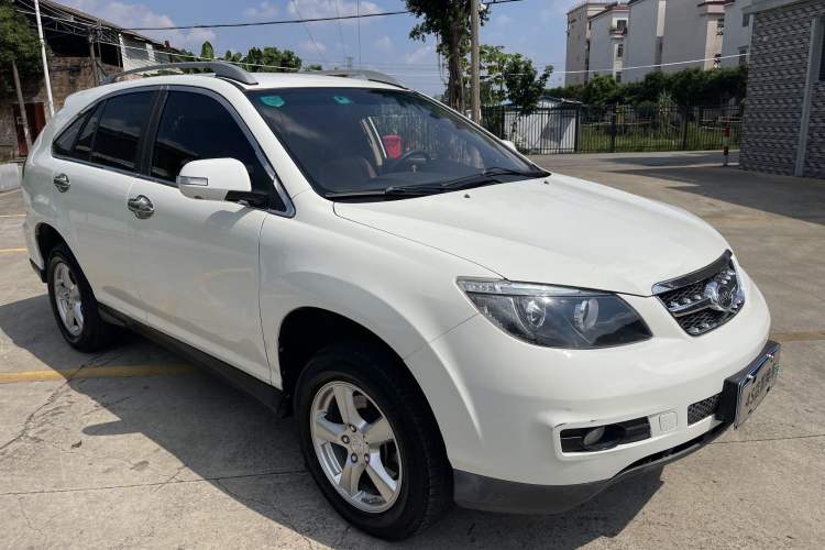 Used BYD S6 2014 2.0L Manual Luxury 5-Seater Front Right 45 Deg