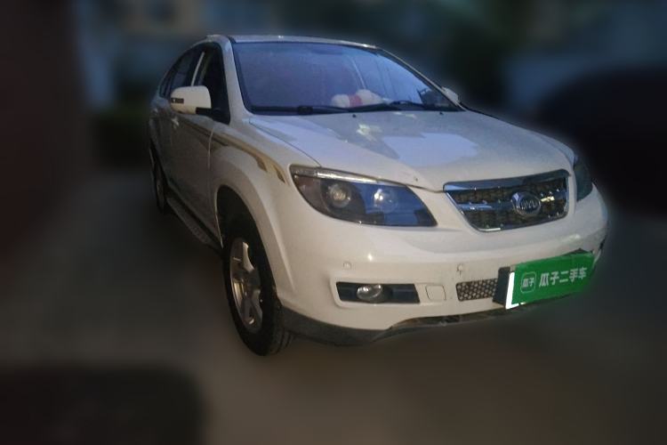 Used BYD S6 2014 2.4L Automatic Luxury Version 5 Seats Front Right 45 Deg