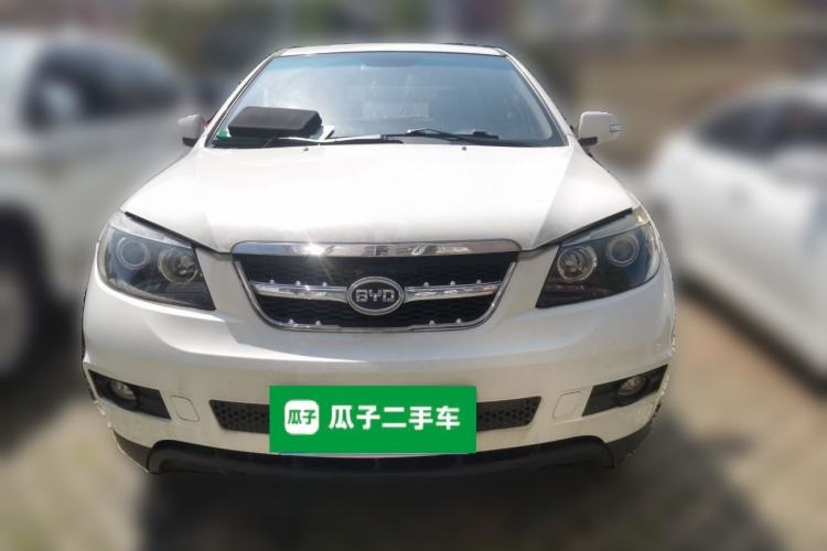 Used BYD S6 2014 2.0L Manual Luxury 5-Seater Front