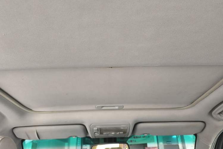 Used BYD S6 2014 1.5TI Manual Flagship Model 5 Seats Headliner