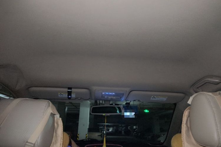 Used BYD S6 2014 2.0L Manual Luxury 5-Seater Headliner