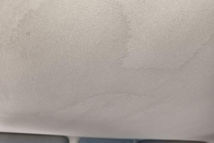 Used BYD S6 2014 2.0L Manual Luxury 5-Seater Headliner