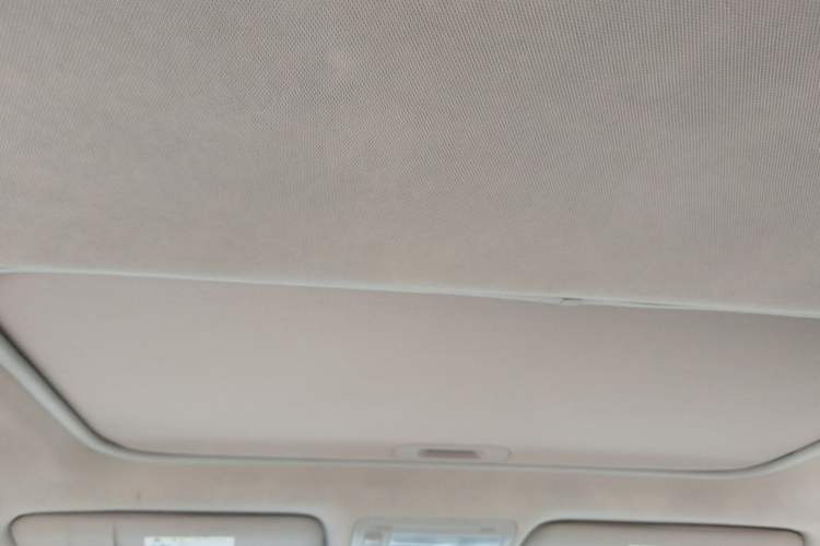 Used BYD S6 2014 2.0L Manual Luxury 5-Seater Headliner