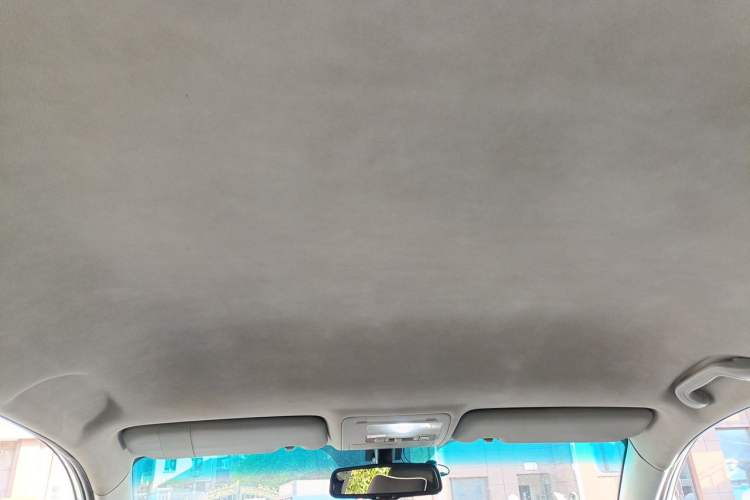 Used BYD S6 2014 2.0L Manual Luxury 5-Seater Headliner