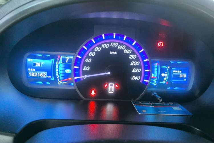 Used BYD S6 2014 2.0L Manual Luxury 5-Seater Instrument Cluster