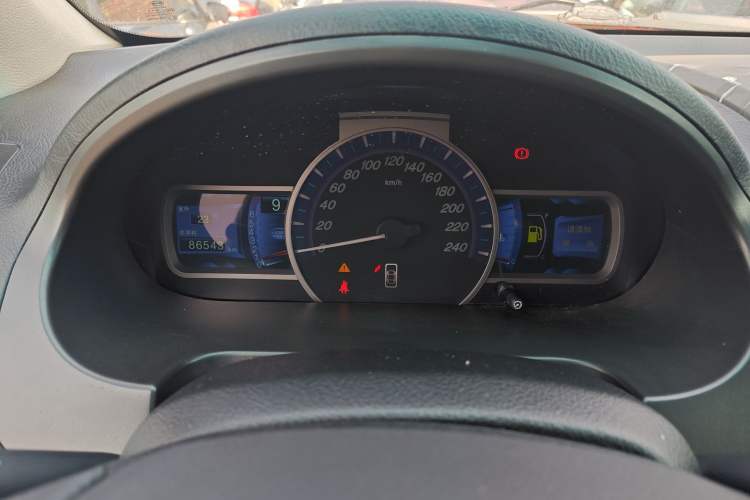 Used BYD S6 2014 2.0L Manual Luxury 5-Seater Instrument Cluster