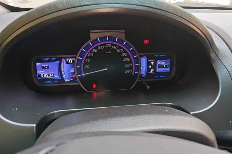 Used BYD S6 2014 2.0L Manual Luxury 5-Seater Instrument Cluster