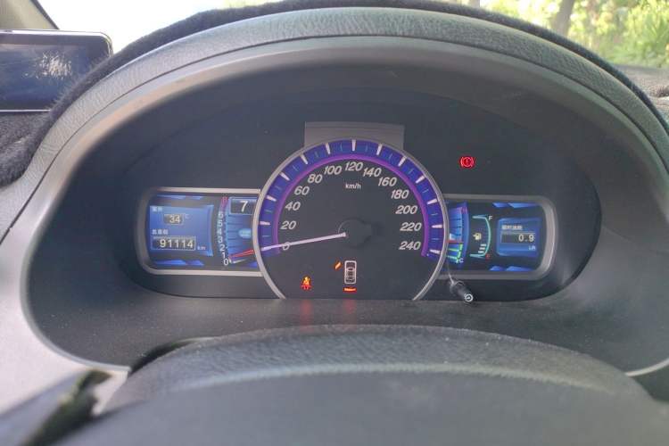 Used BYD S6 2014 2.0L Manual Luxury 5-Seater Instrument Cluster